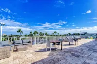 Harbourside Resort, a New Hotel Collection Property - 주차장