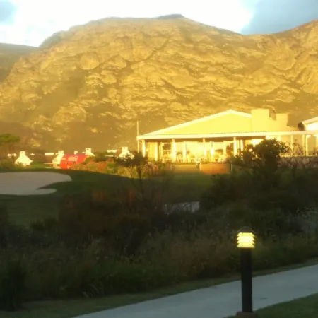 Mulligans Guest Lodge
