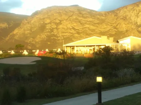 Mulligans Guest Lodge