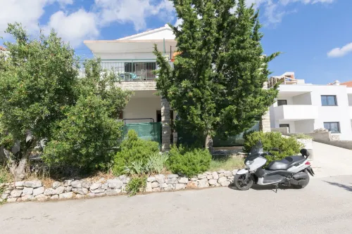 Apartments Ksenija - Parkering