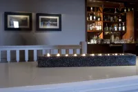 The Hickstead Hotel By Uno-FREE PARKING - bar