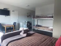 Northpark Motel โรงแรมในทิมารุ