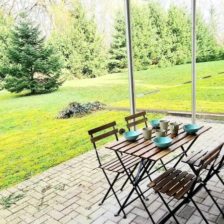 New 1 Bedroom Flat with Balcony & Garden