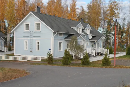 SResort Apartment with 4 Bedrooms Hotels in Imatra