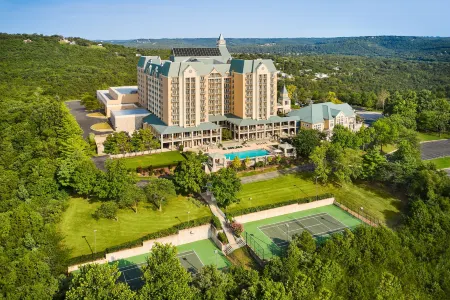 Chateau on the Lake Resort Spa and Convention Center