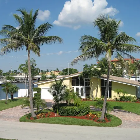 Waterfront with Yacht - Newly Remodeled & Furnished