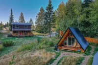 Glacier Nat'l Park A-frame w/ hot tub- ElkCalf Mountain A-Frame, GNP basecamp!