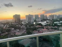 Beautiful apartment- just across the beach!