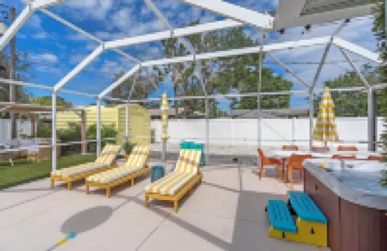 Heated Pool, Hot Tub, Game Room and Fire Pit - Gorgeous Oasis