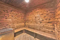 Resort property, corner one bedroom, pool, steps to skiing and golf, enjoy SV413B/C - 2 étoiles