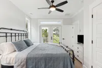 Champagne and Sunsets 에디스토 비치 호텔