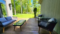 Tranquil Retreat - Spa, Tennis, Pool, Golf, Wifi, Deck Hotels in West Traverse Township