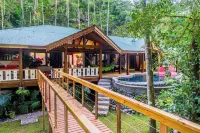 Pacuare Lodge by Böëna Hotels in Linda Vista
