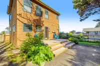 Cape Meares Overlook Hotels in Cape Meares