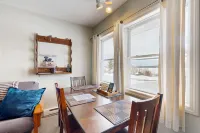 Moosehead Condo Unit #5 Hotels in Northeast Somerset