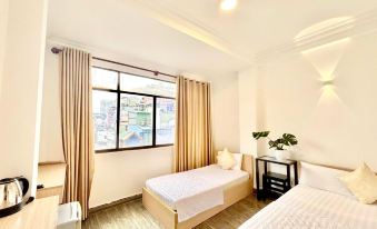 New Sunny Hotel