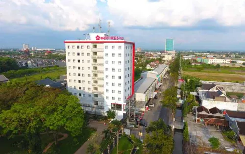 Brothers Inn Solo Baru