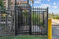 Stunning Ocean Views and Lavish Amenities - Elegant Coastal Sanctuary
