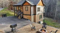 Indoor Heated Pool and Complimentary Activity Tickets - Cozy Mountain Haven