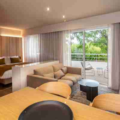 Horizon Resort Massane Rooms