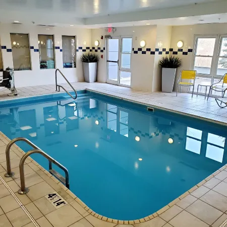 Fairfield Inn & Suites Cleveland Avon