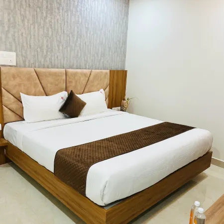 Viola Suites Отели рядом с достопримечательностью «Оушен Парк»