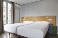 Hotel Avenida Hotels in Pamplona
