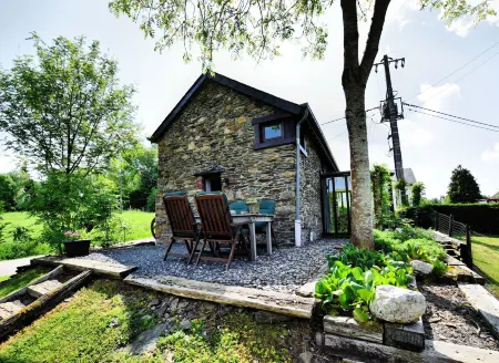 Romantic Holiday House in the Ardennes Отели в г. Ла Рош-ан-Арден