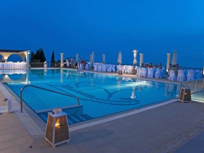 Mouikis Sun Village