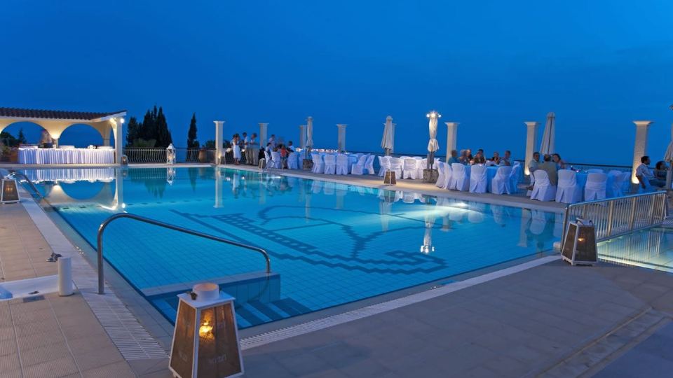 Mouikis Sun Village