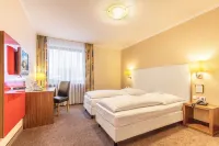 Sport- Und Tagungshotel de Poort Hotels in Uedem