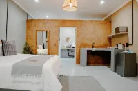 Lighthouse Guesthouse & Cafe فنادق في 