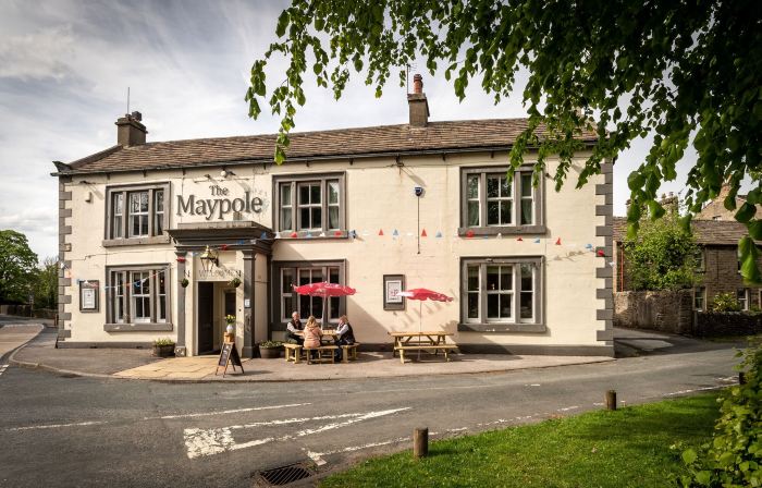 Maypole Inn