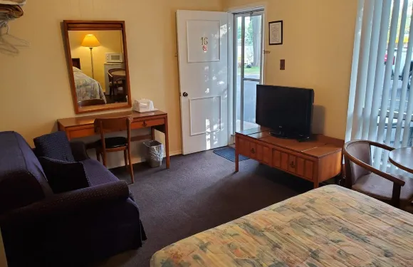 瓦薩加海灘旅館和小屋