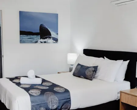 Caledonian Inn - the Stump Hotels in Port Fairy