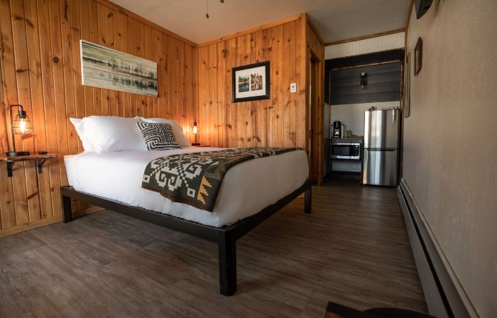 Columbia Point Resort