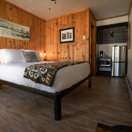 Columbia Point Resort