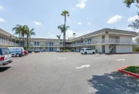 Motel 6 Rosemead, CA - Los Angeles - Parkplatz