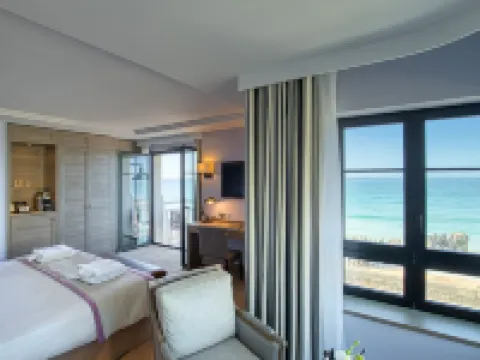 Hôtel le Nouveau Monde Hotels in Saint Malo