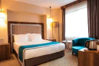 The Life Hotel & Spa Hotels near Kugulu Park