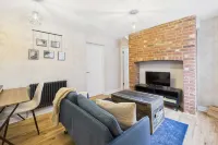 호스트 스테이 데임 앨리스 스트리트