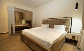 Mini Palace Luxury Suites