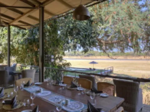 Shawa Luangwa Camp Hotels in Mambwe