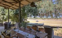 Shawa Luangwa Camp Hotels in 