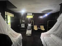 Mamatua N Saleo Villa Hotels in Waisai