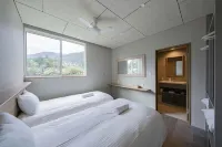 Echo Rocks by the Hakuba Collection