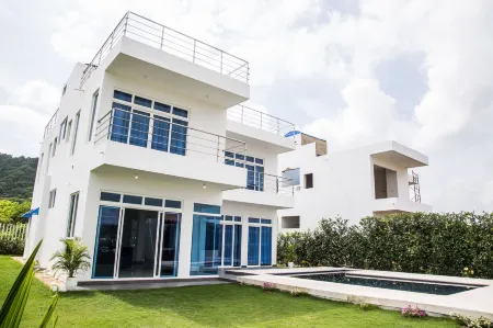 Mandalay Coast Cabaña Cerca A la Playa