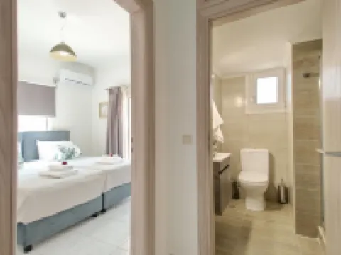 Villa Nikos in Megala Chorafia Hotels in Aptera