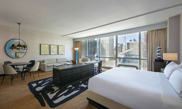 theWit Chicago, a Hilton Hotel