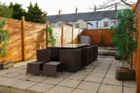 House Near Cardiff City Centre Hotels in Adamsdown